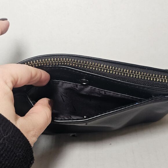 Simply VERA WANG Black Clutch Signature Wristlet - Picture 4 of 7